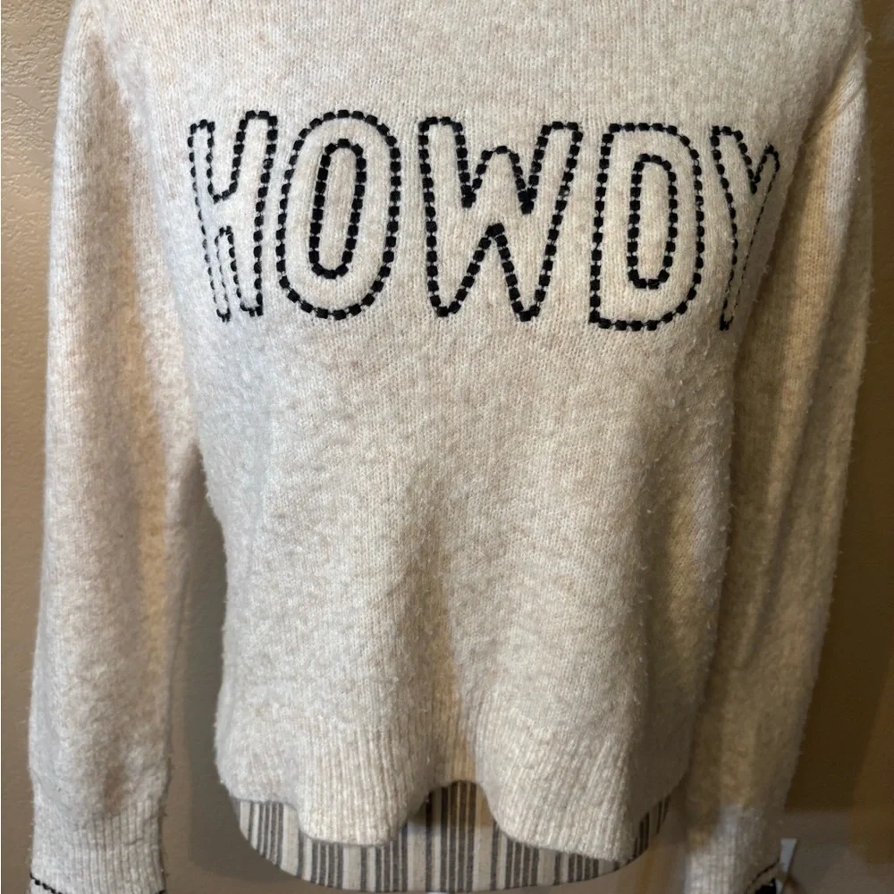 White Crow this cozy